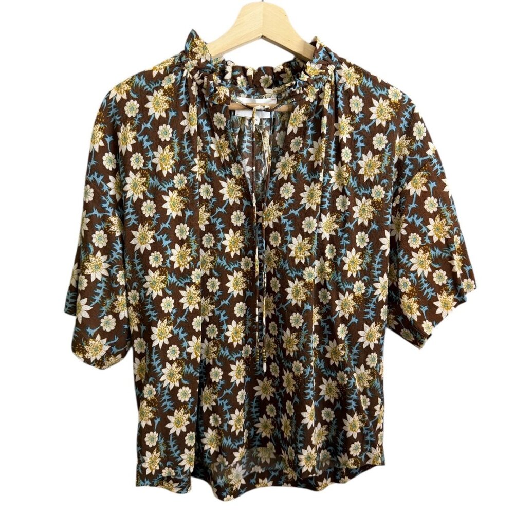XiRENA Floral Blouse in Brown and Blue